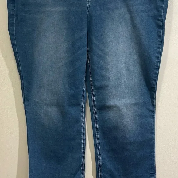 a.n.a Blue Boot Cut capris with Decorative Pockets - Picture 6 of 9